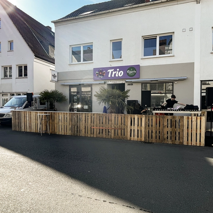 Trio Bar Lemgo | Außenansicht | 1.Mai